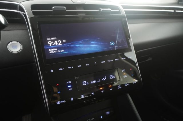 HYUNDAI Tucson usata 11