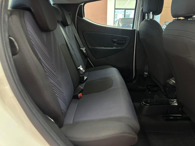 LANCIA Ypsilon usata, con Volante in pelle