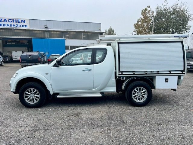 MITSUBISHI L200 usata, con Autoradio