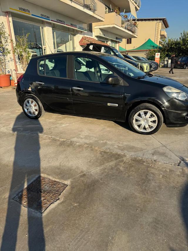 RENAULT Clio usata, con Climatizzatore