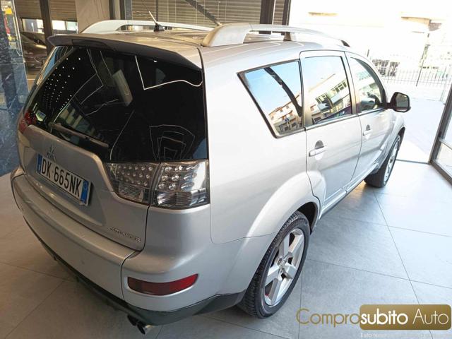 MITSUBISHI Outlander usata 30