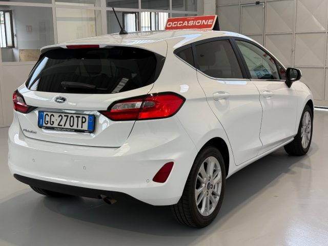 FORD Fiesta usata, con Autoradio