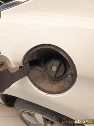 PEUGEOT 2008 usata, con Cruise Control