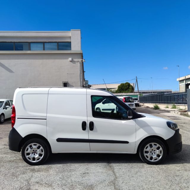 FIAT Doblo usata, con Airbag