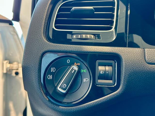 VOLKSWAGEN Golf usata, con Volante in pelle
