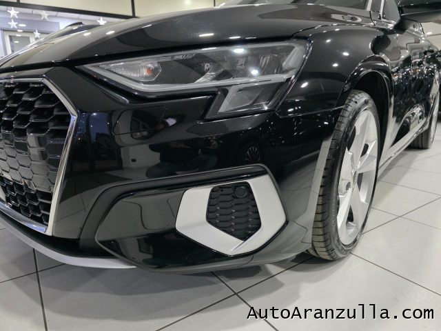 AUDI A3 usata, con Leve al volante