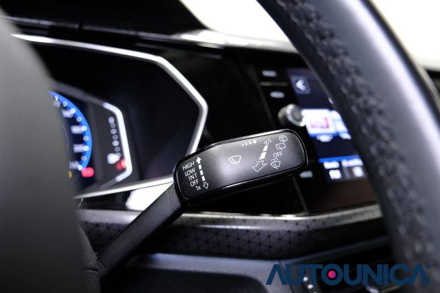 VOLKSWAGEN T-Cross usata, con Controllo elettronico della corsia