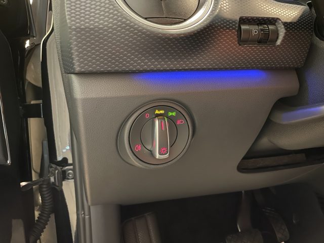 VOLKSWAGEN e-up! usata, con Controllo automatico clima