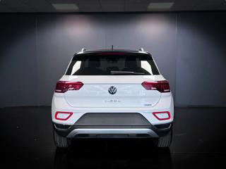 VOLKSWAGEN T-Roc usata, con Autoradio