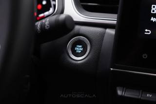 RENAULT Captur usata, con USB