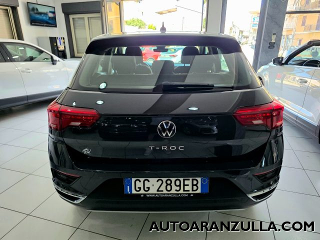 VOLKSWAGEN T-Roc usata, con Alzacristalli elettrici