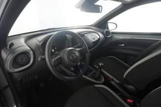TOYOTA Aygo X usata 7