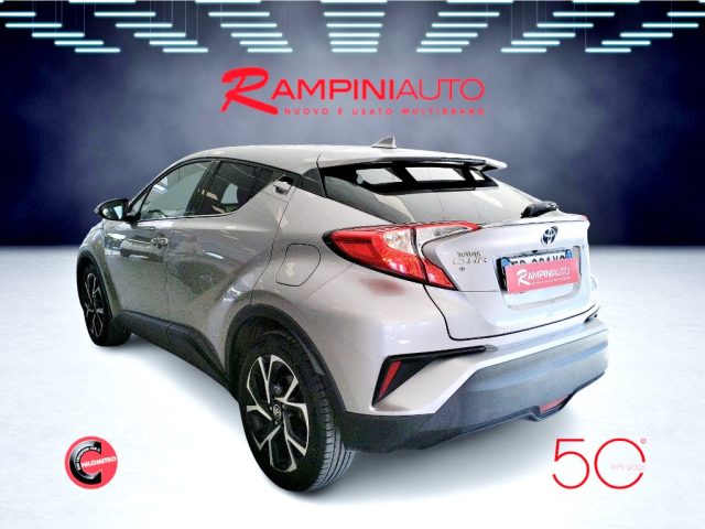 TOYOTA C-HR usata 8