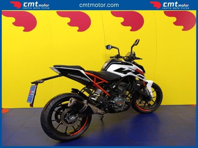 KTM 125 Duke usata 3