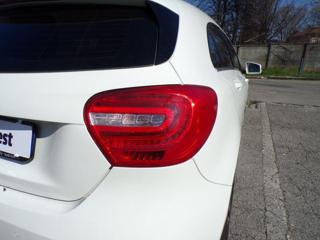 MERCEDES-BENZ A 180 usata, con Sensori di parcheggio posteriori