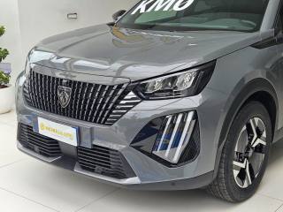PEUGEOT 2008 usata, con Airbag