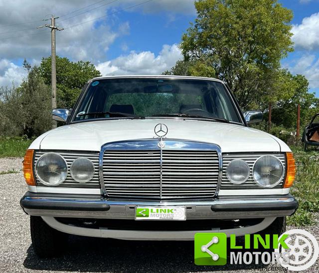 MERCEDES-BENZ 200 usata 2