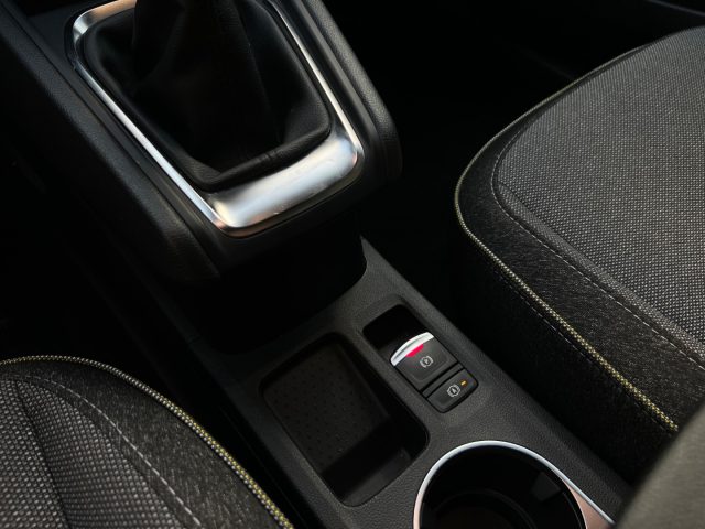 RENAULT Captur usata, con Bluetooth