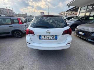 OPEL Astra usata, con Cruise Control