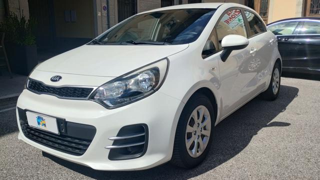 KIA Rio usata, con Airbag laterali