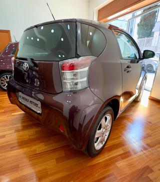 TOYOTA iQ usata, con Airbag Passeggero