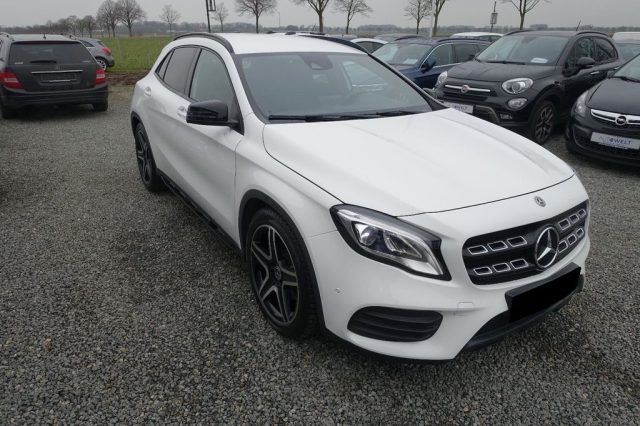 MERCEDES-BENZ GLA 220 usata, con Airbag laterali