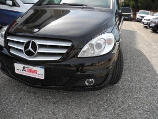 MERCEDES-BENZ B 180 usata 48