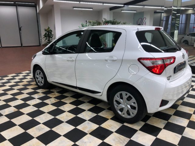 TOYOTA Yaris usata, con Cerchi in lega