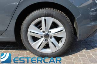 VOLKSWAGEN Golf usata, con Bracciolo