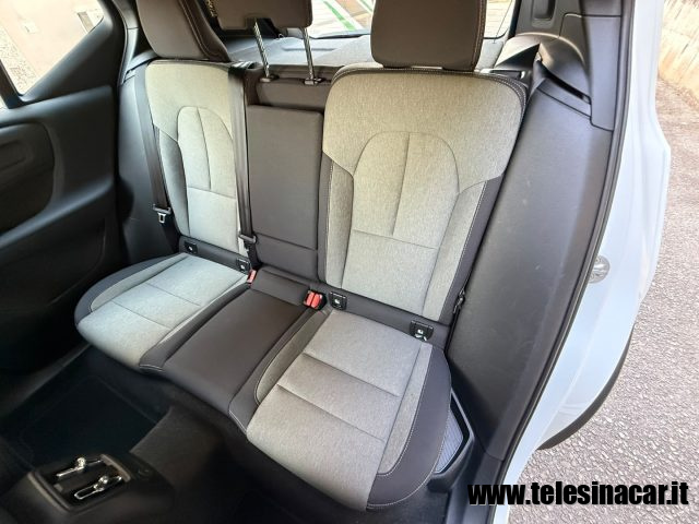 VOLVO XC40 usata, con Autoradio digitale
