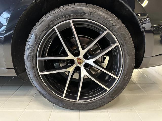 PORSCHE Macan usata, con USB