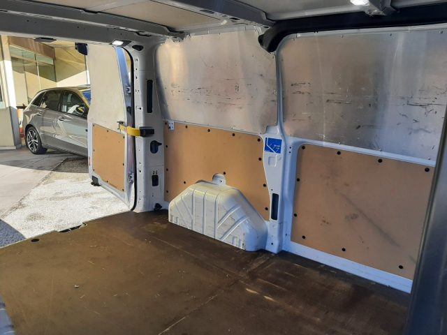 FORD Transit Custom usata, con Controllo automatico clima