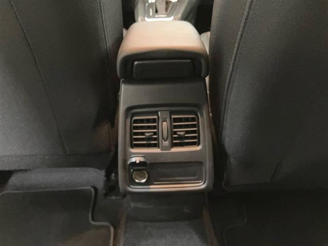 RENAULT Captur usata 26