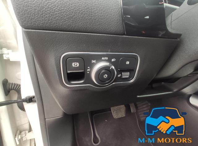 MERCEDES-BENZ GLA 200 usata, con Cruise Control