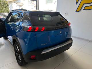 PEUGEOT 2008 usata, con USB