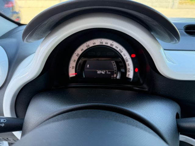 RENAULT Twingo usata 19