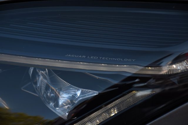 JAGUAR E-Pace usata, con Alzacristalli elettrici