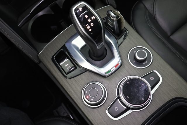 ALFA ROMEO Stelvio usata 13