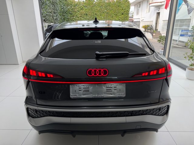 AUDI Q3 usata, con Park Distance Control