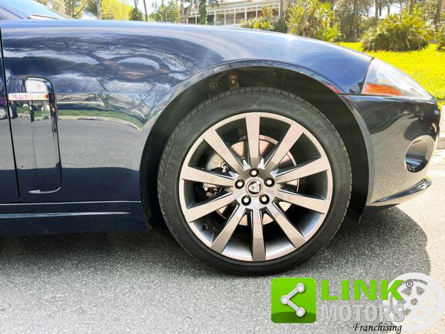 JAGUAR XK usata, con Sospensioni pneumatiche