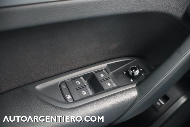AUDI Q5 usata, con Volante multifunzione