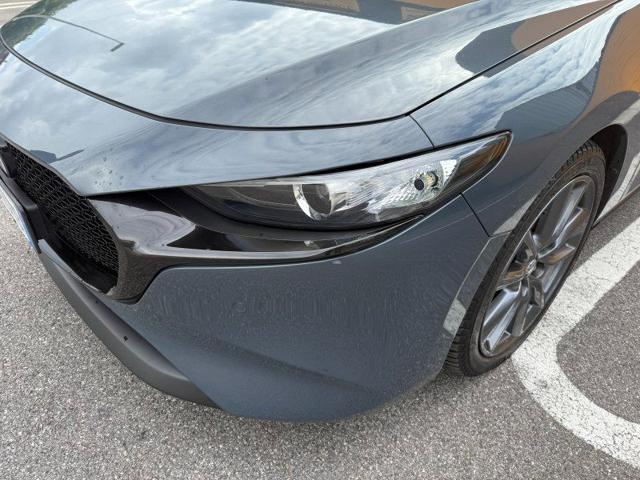 MAZDA 3 usata, con Autoradio digitale