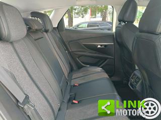 PEUGEOT 3008 usata, con Telecamera per parcheggio assistito
