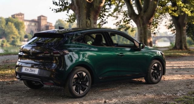 RENAULT Clio usata, con Airbag laterali