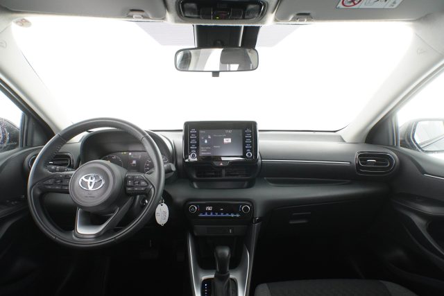 TOYOTA Yaris usata 10