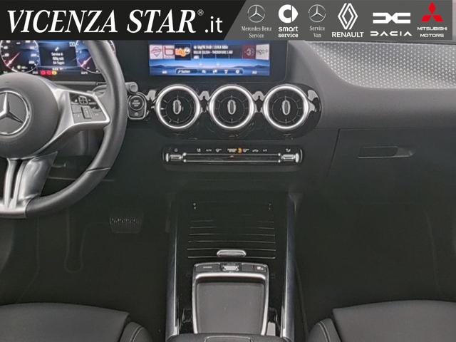 MERCEDES-BENZ GLA 180 usata, con Cerchi in lega
