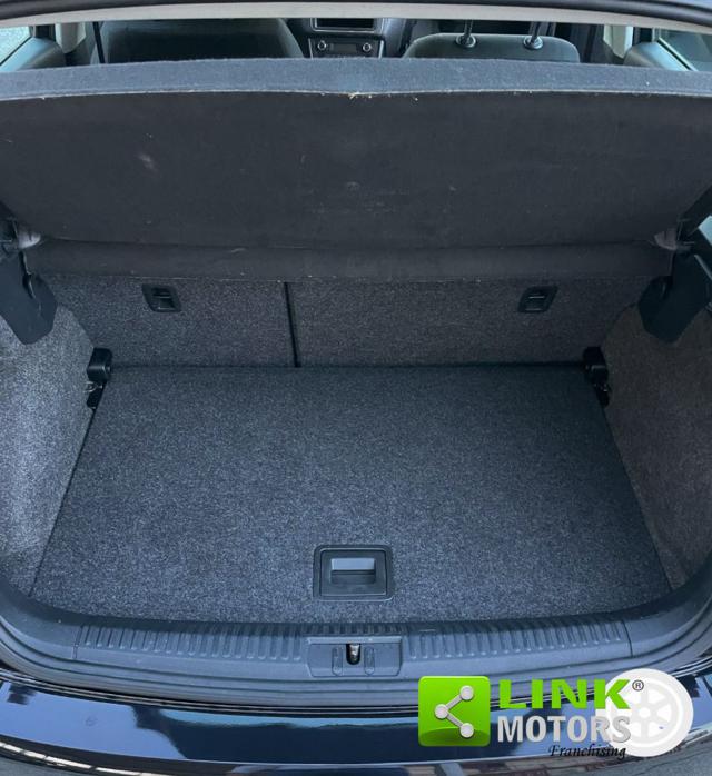 VOLKSWAGEN Polo usata, con Sedile posteriore sdoppiato