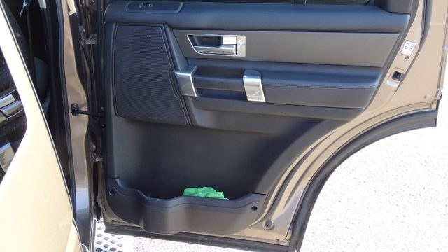 LAND ROVER Discovery usata 54
