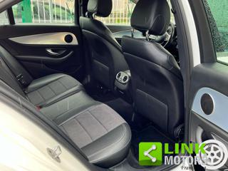 MERCEDES-BENZ E 200 usata, con Touch screen