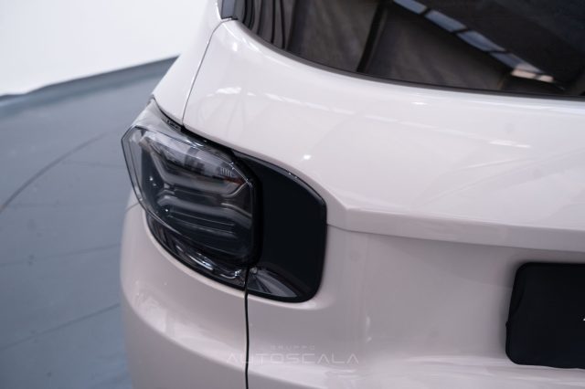 JEEP Avenger usata, con Specchietti laterali elettrici